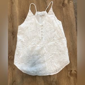 White lace camisole tank top